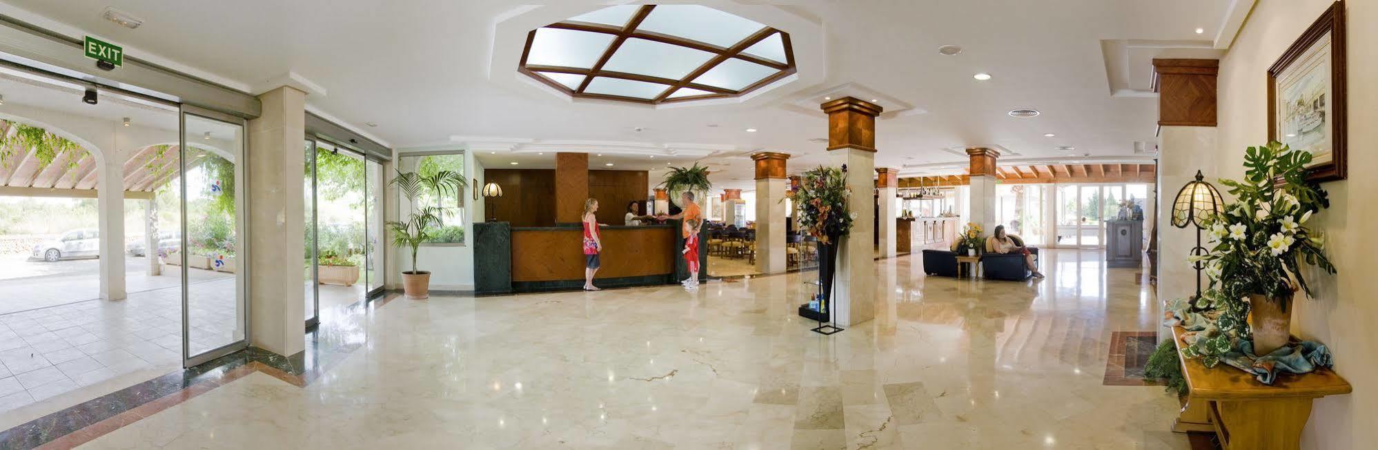 Aparthotel Ferrer Lime Isabel Cala Bona  Exterior foto